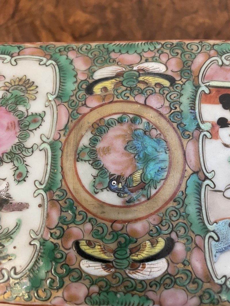 Antique 19th Century Quality Chinese Famille Rose Canton Lidded Pen Box - Image 8